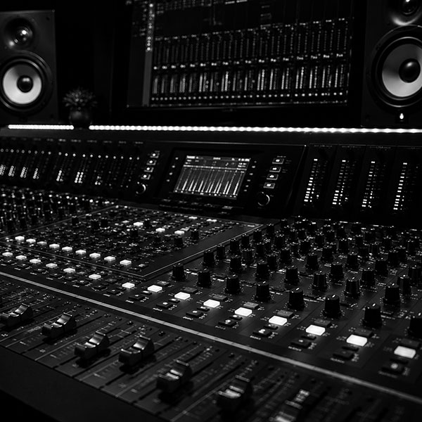 INSIDE THE PROTOTIPO STUDIO